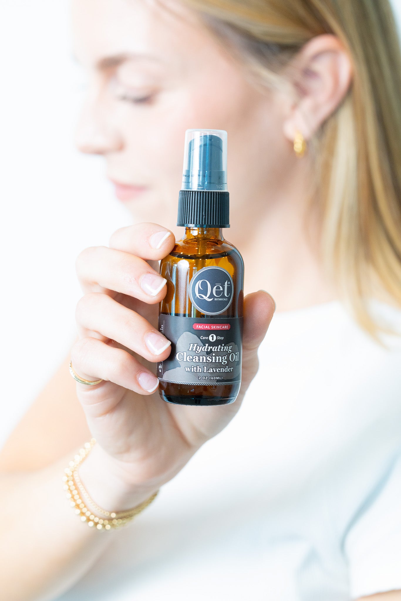 Hydrating Cleansing Oil with Lavender